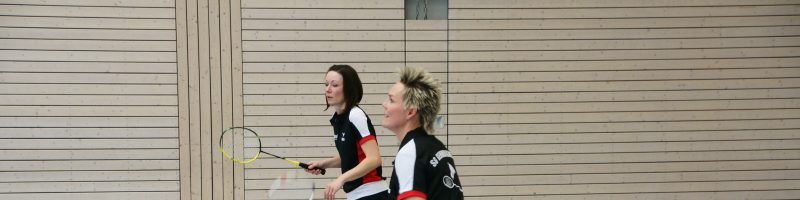 Niederlage und Unentschieden im Badminton